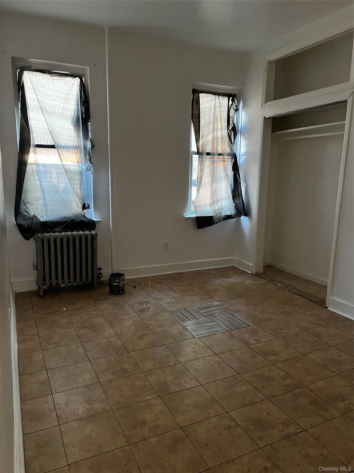 847 E 220Th Street – photo 3