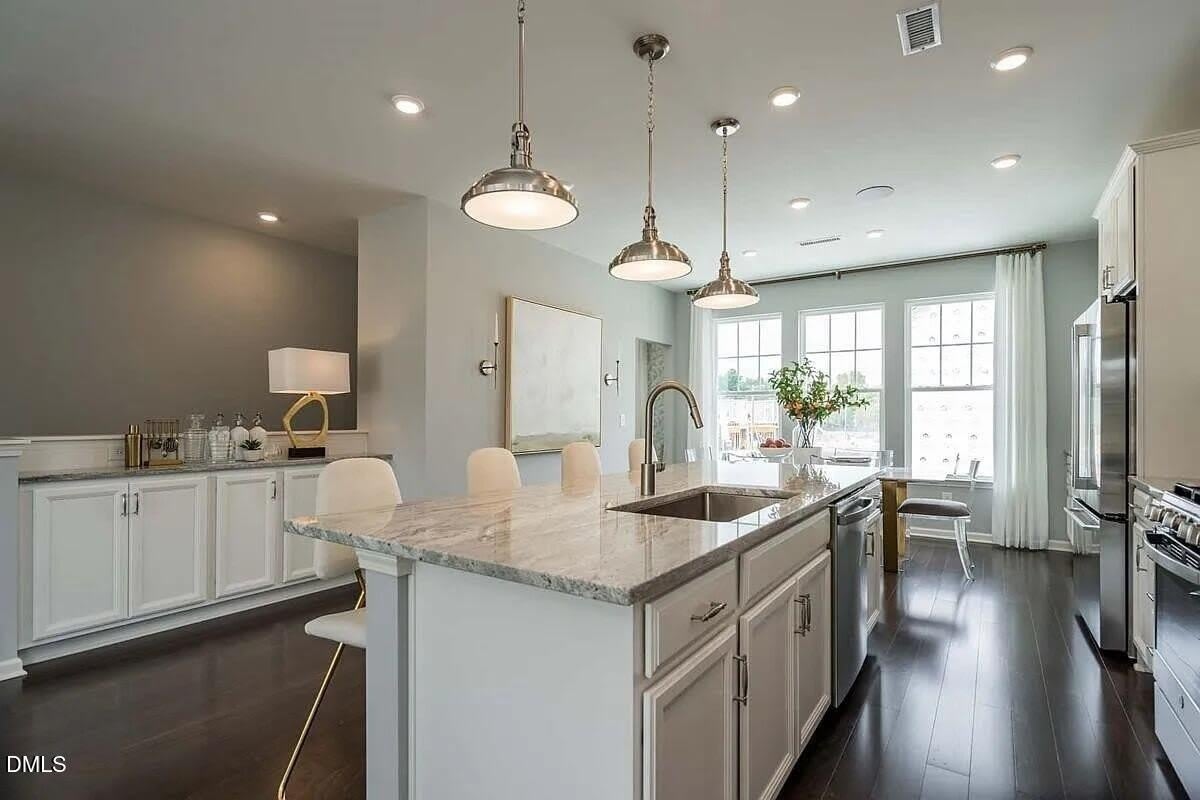 1109 Falling Rock Place – photo 5