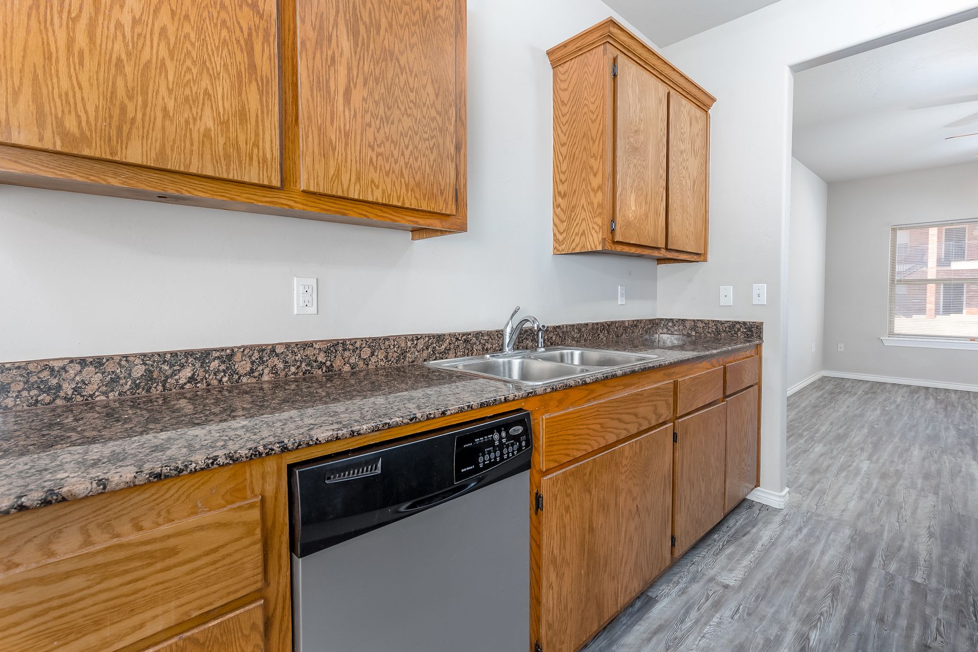 Walnut Creek Apartment Homes – photo 3