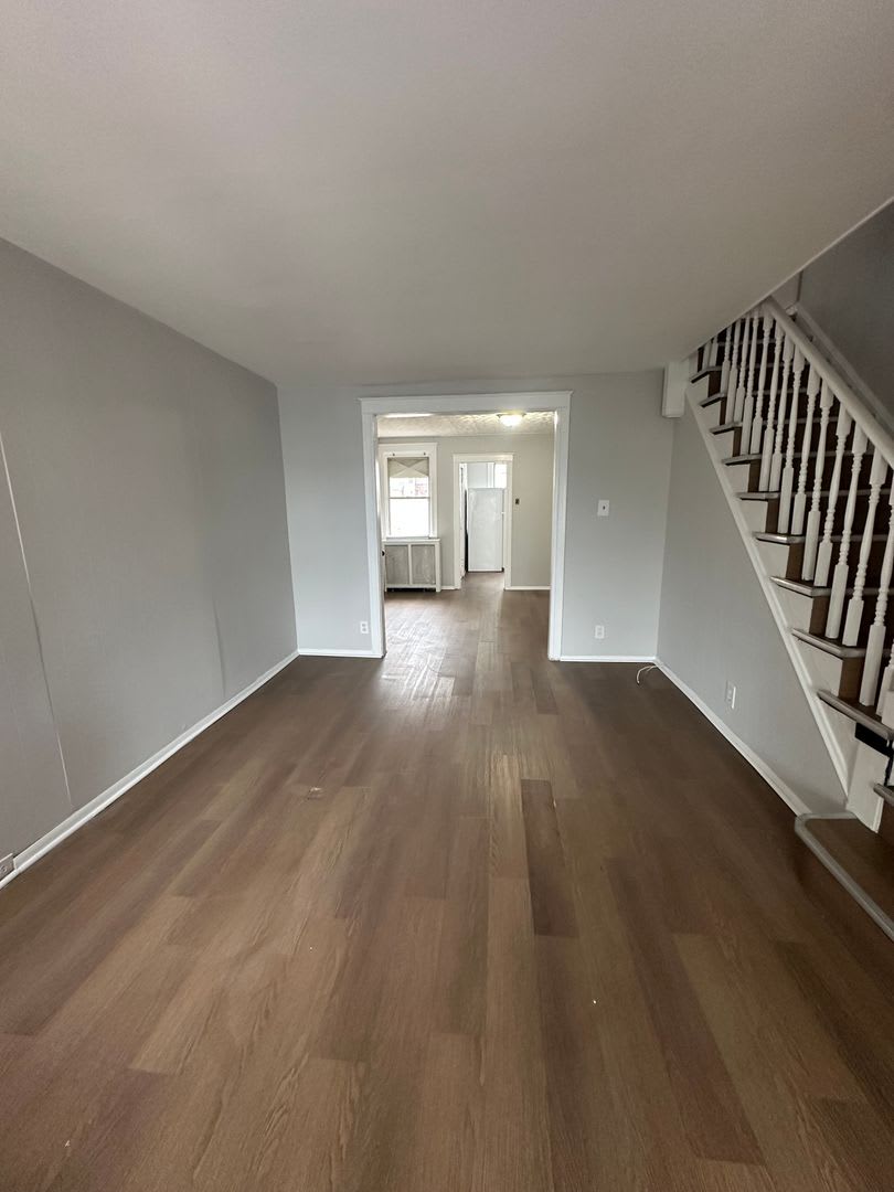 Lovely 3-bedroom townhome near 69th St. – photo 3