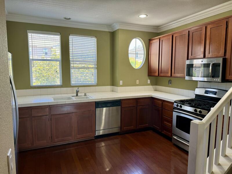 1190 Elfin Forest Road West – photo 2