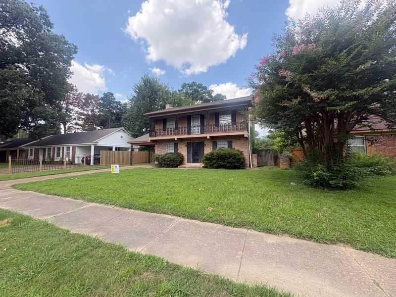 2885 Curtis St – photo 2
