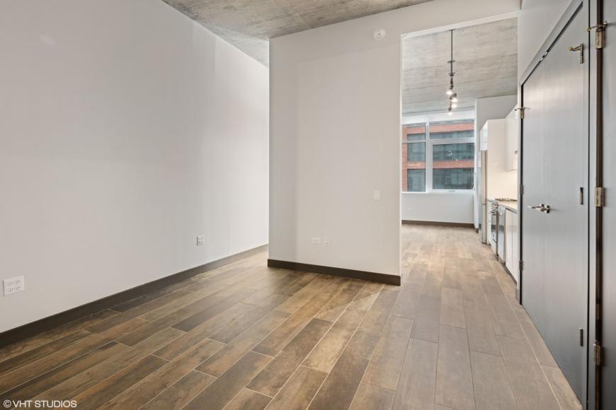 171 North Aberdeen St. – photo 4
