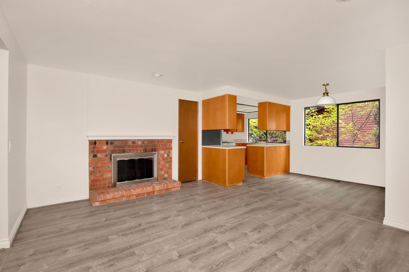 3 Bedroom Rambler in Education Hill – photo 3