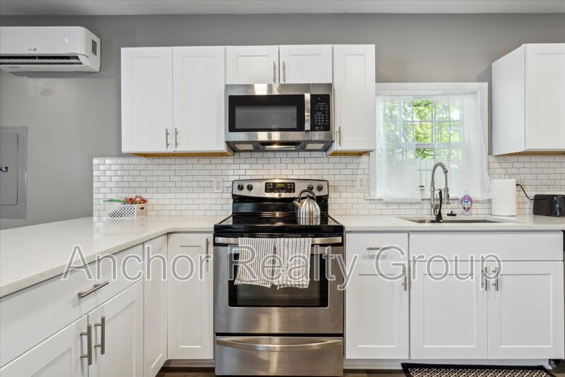 250 North 4th Street – photo 3