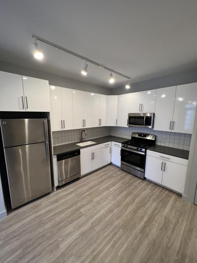 331 South Wells St. – photo 2