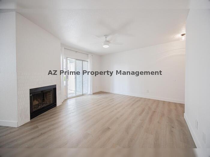 2910 West Marconi Avenue – photo 3