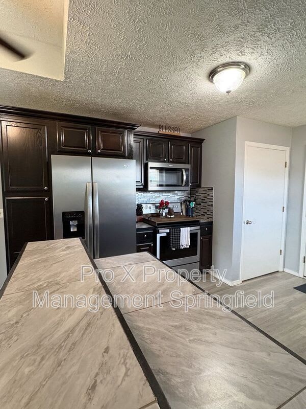4444 North Farm Road 157 – photo 4