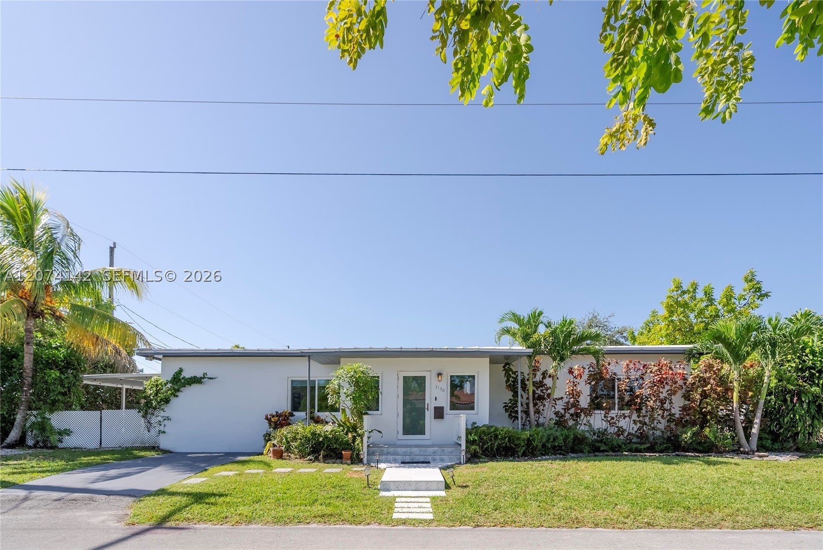 3130 SW 27th Ter – photo 2