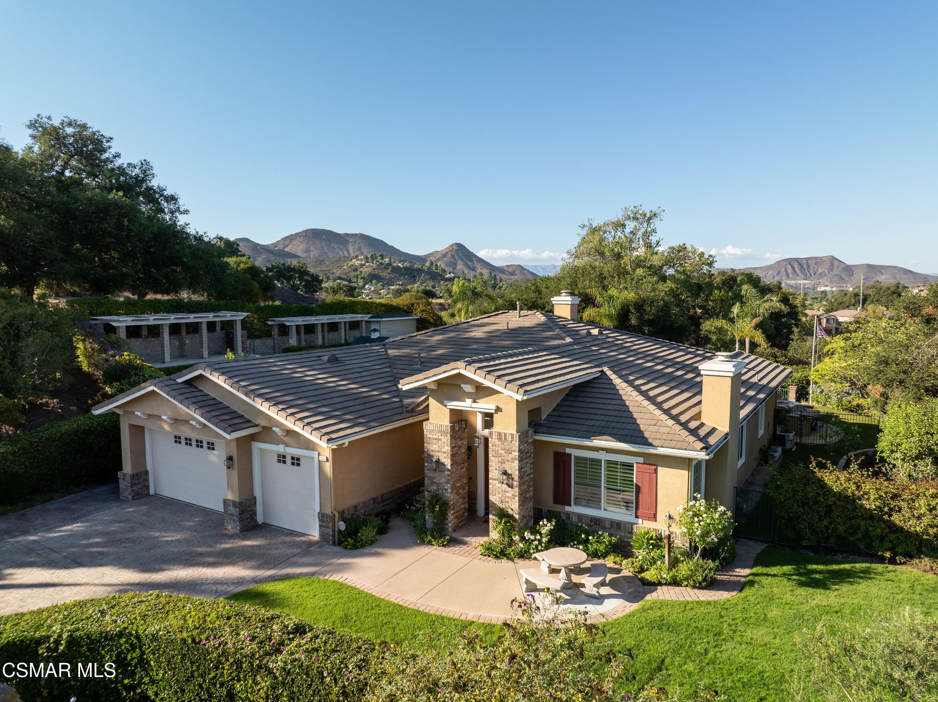 750 Huntsdale Court – photo 1
