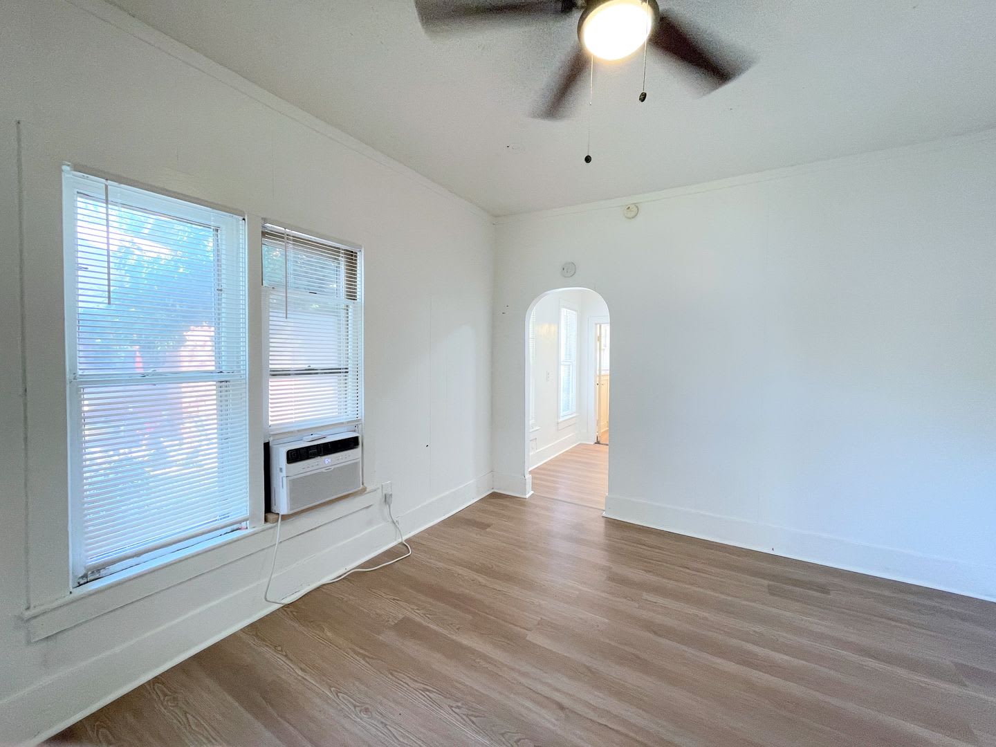 1 bedroom duplex close to Dillons – photo 4