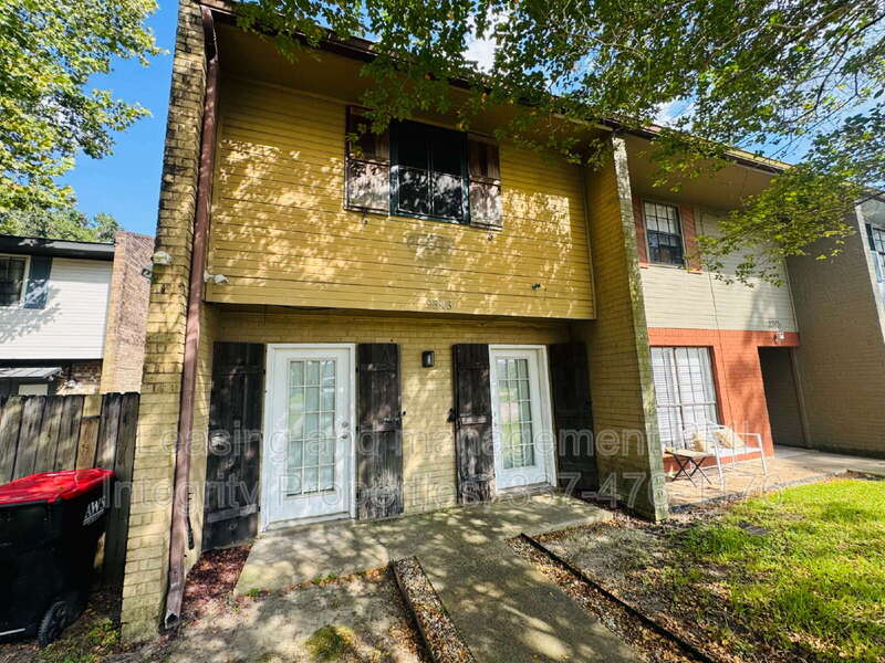 2343 Robley Drive – photo 1