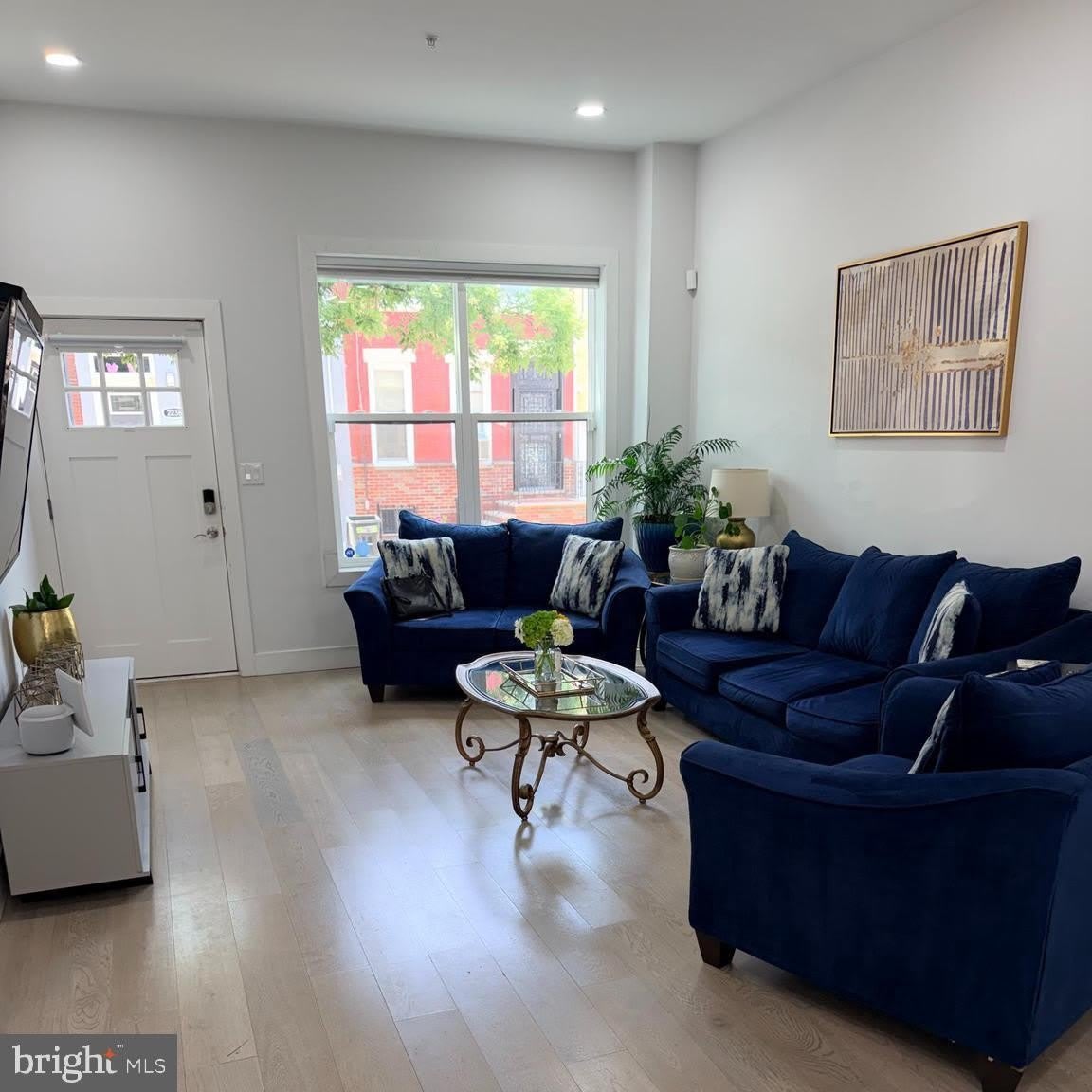 2239 TASKER Street – photo 3
