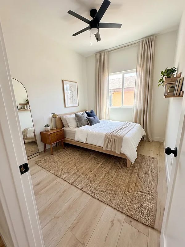 4212 J St – photo 4