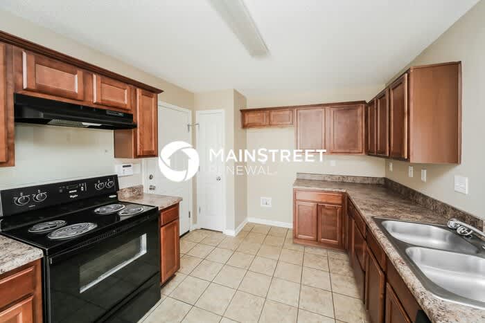 10050 Mill Hill Avenue – photo 5