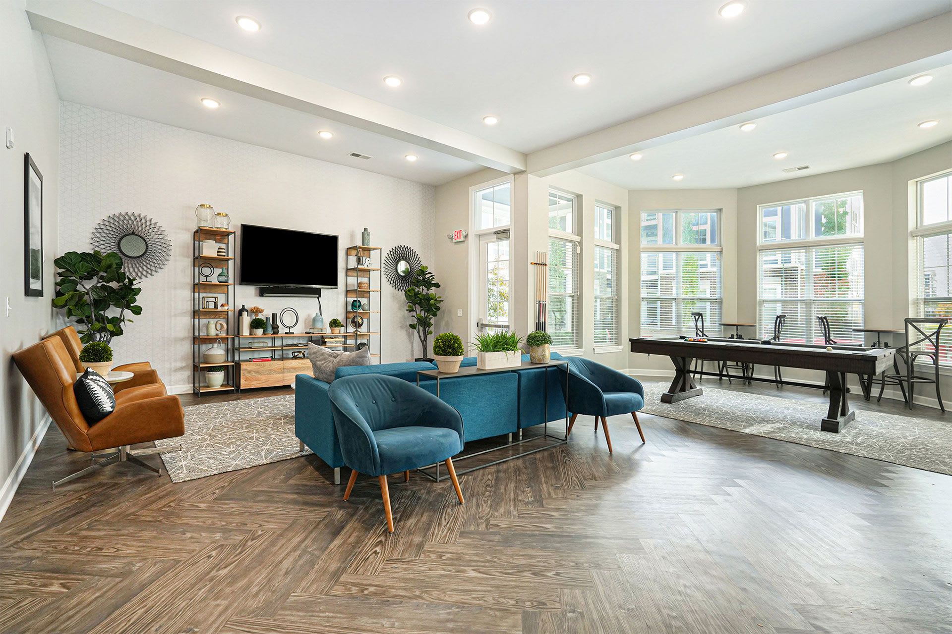 The Retreat Apartments – photo 2
