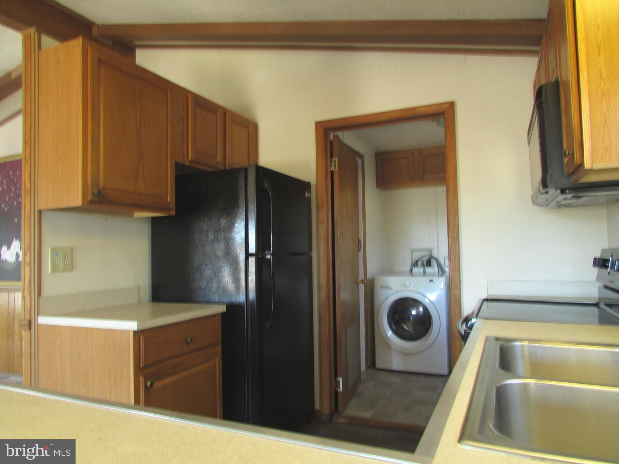 14446 SLIM Street – photo 5