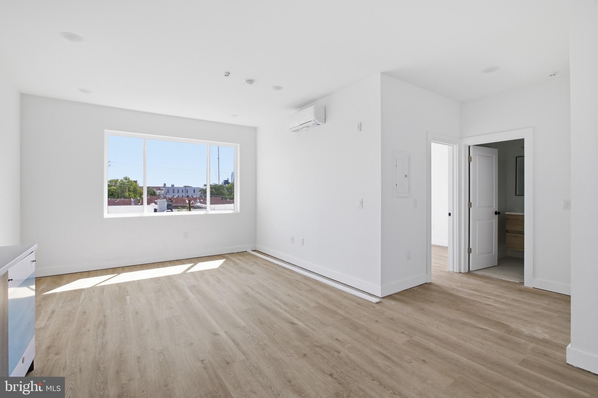 613 N BROOKLYN Street – photo 2