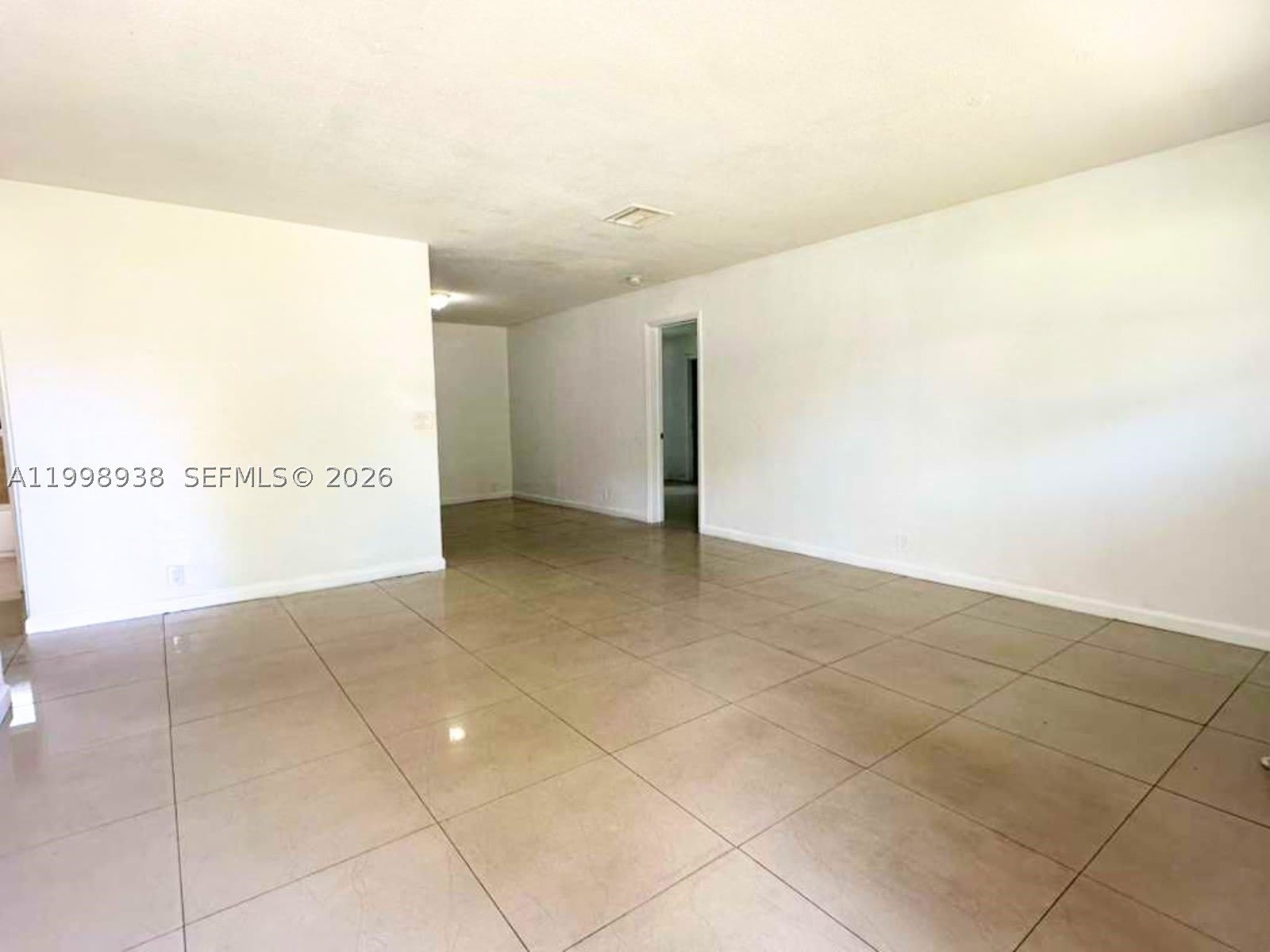 623 NW 3rd Ave – photo 3