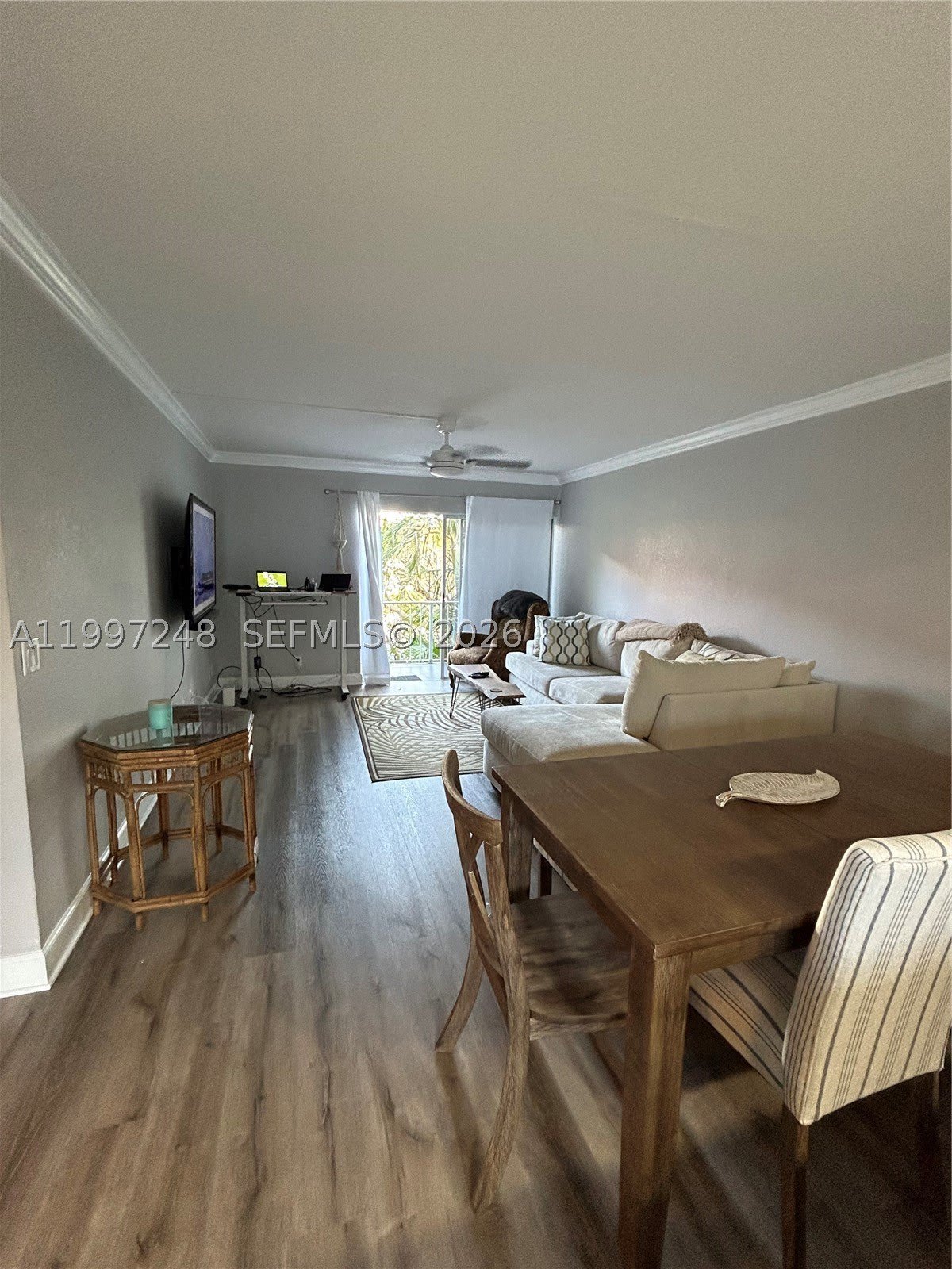 725 Hummingbird Way – photo 4