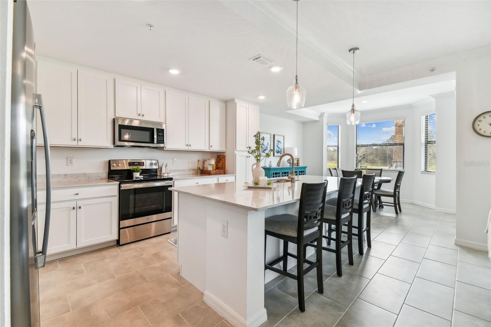 18114 GAWTHROP Drive – photo 2