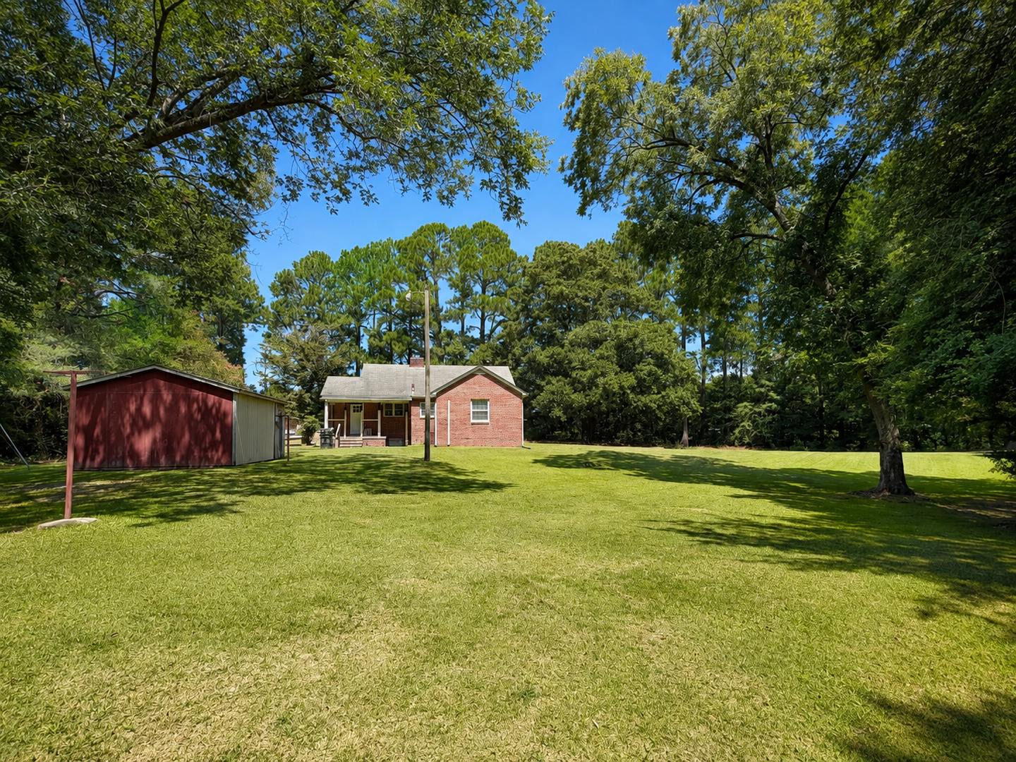 3 bedroom ranch home, barn & workshop – photo 5