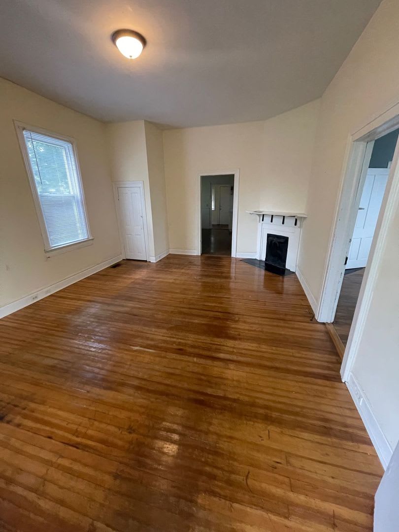 Charming 3BR Home in Olympia – Minutes from USC & Downtown! – photo 3