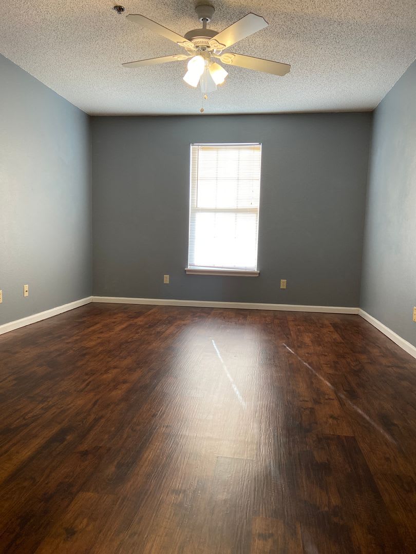 Condominium in FoxPointe – photo 4