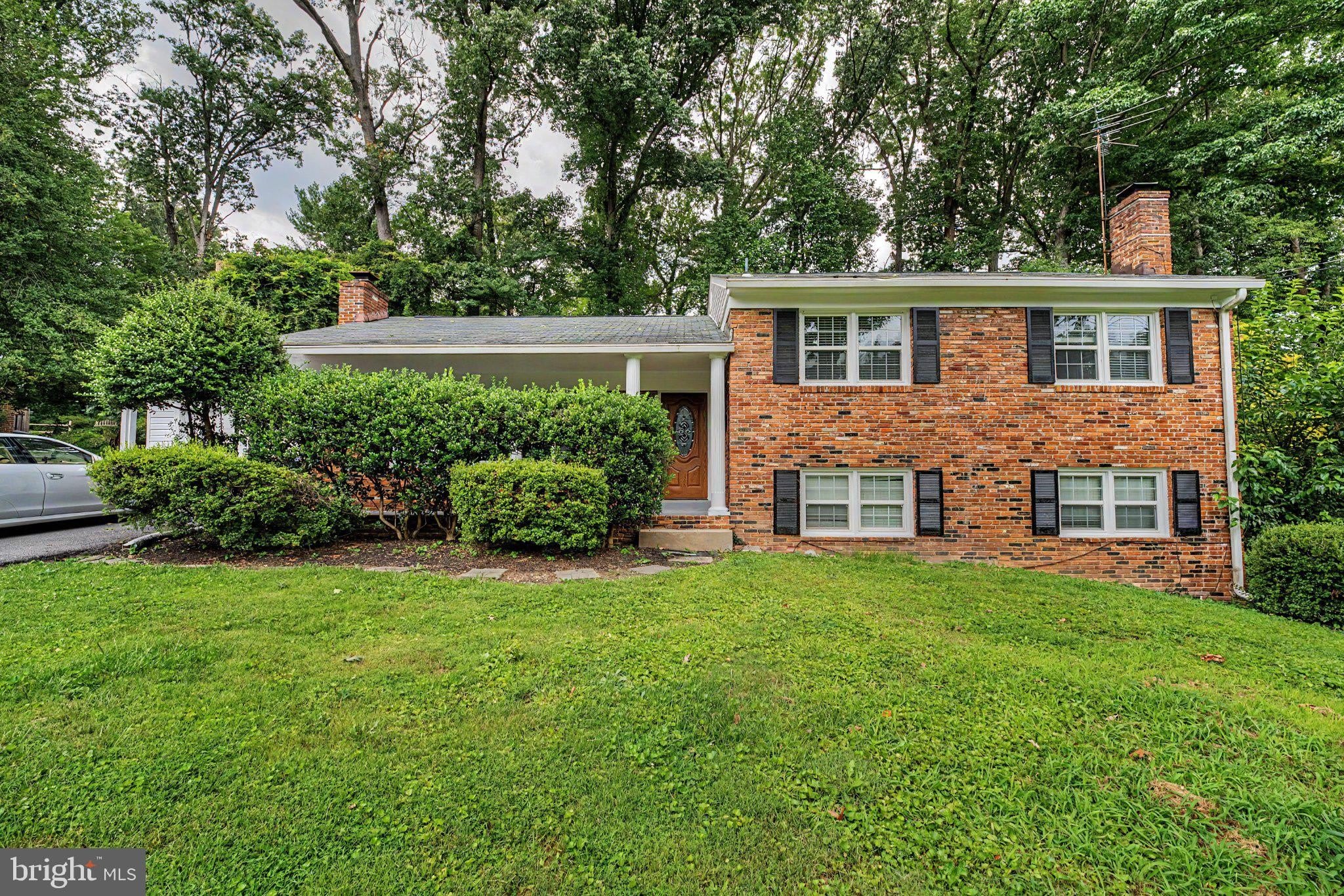 10708 NORMAN Avenue – photo 1