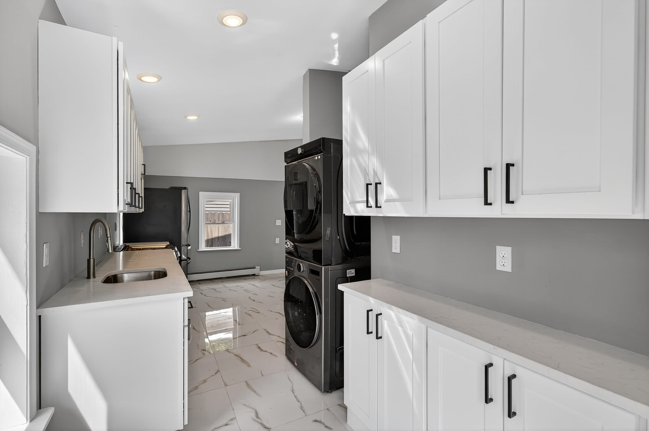 10 Bruce St – photo 4