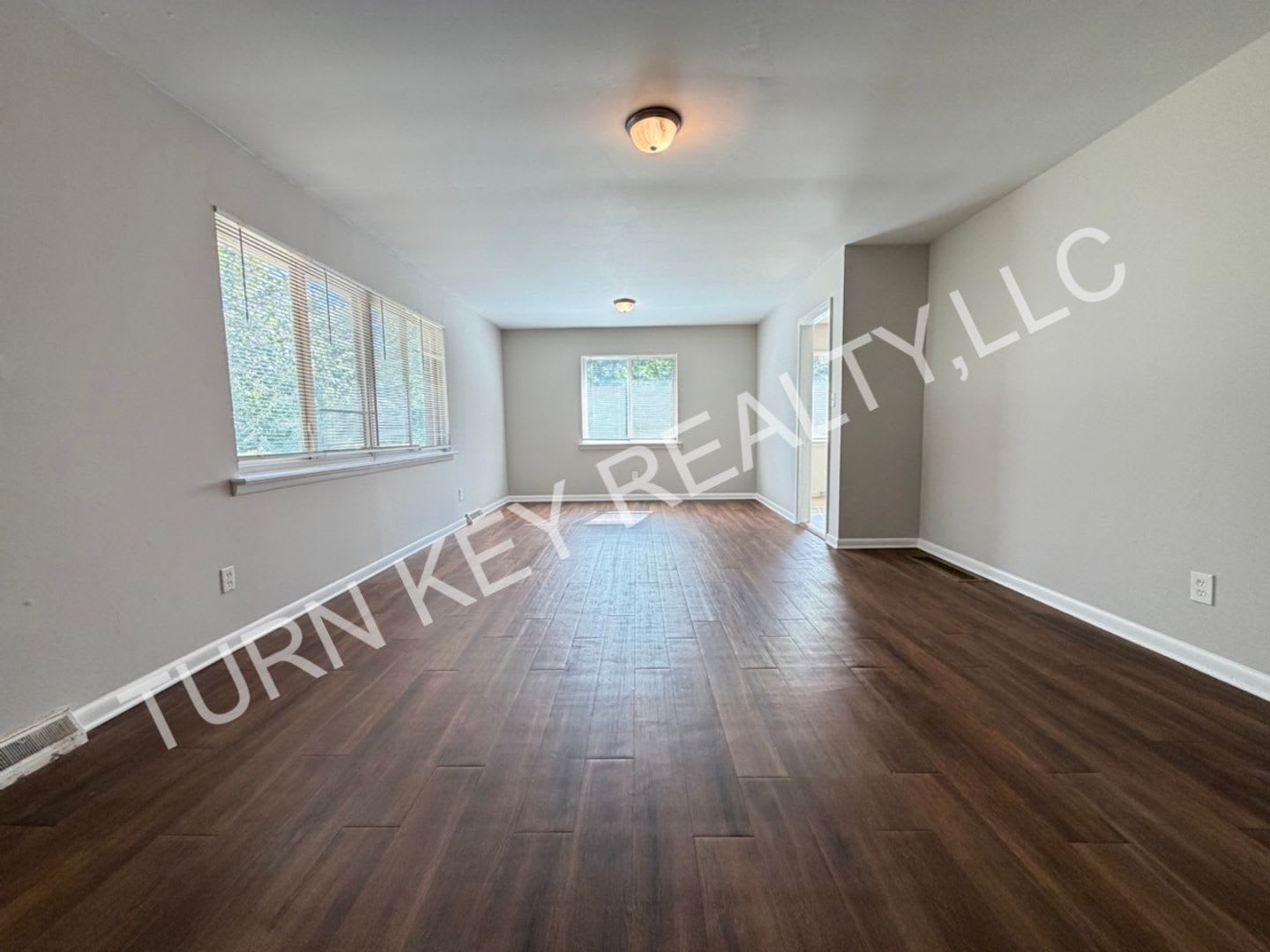 Home for Rent in Pleasant Grove – photo 4