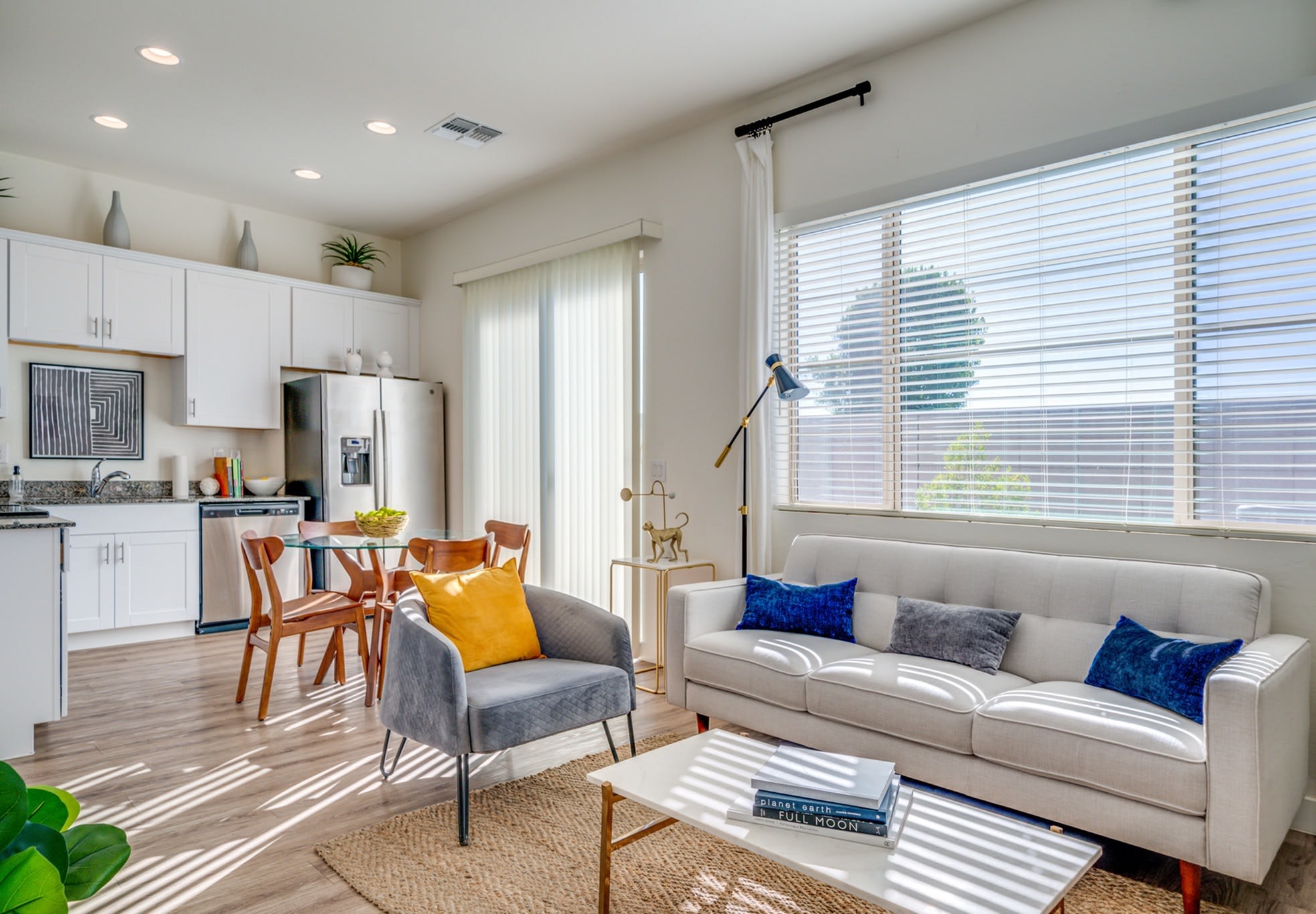Crismon Gateway Rentals – photo 3