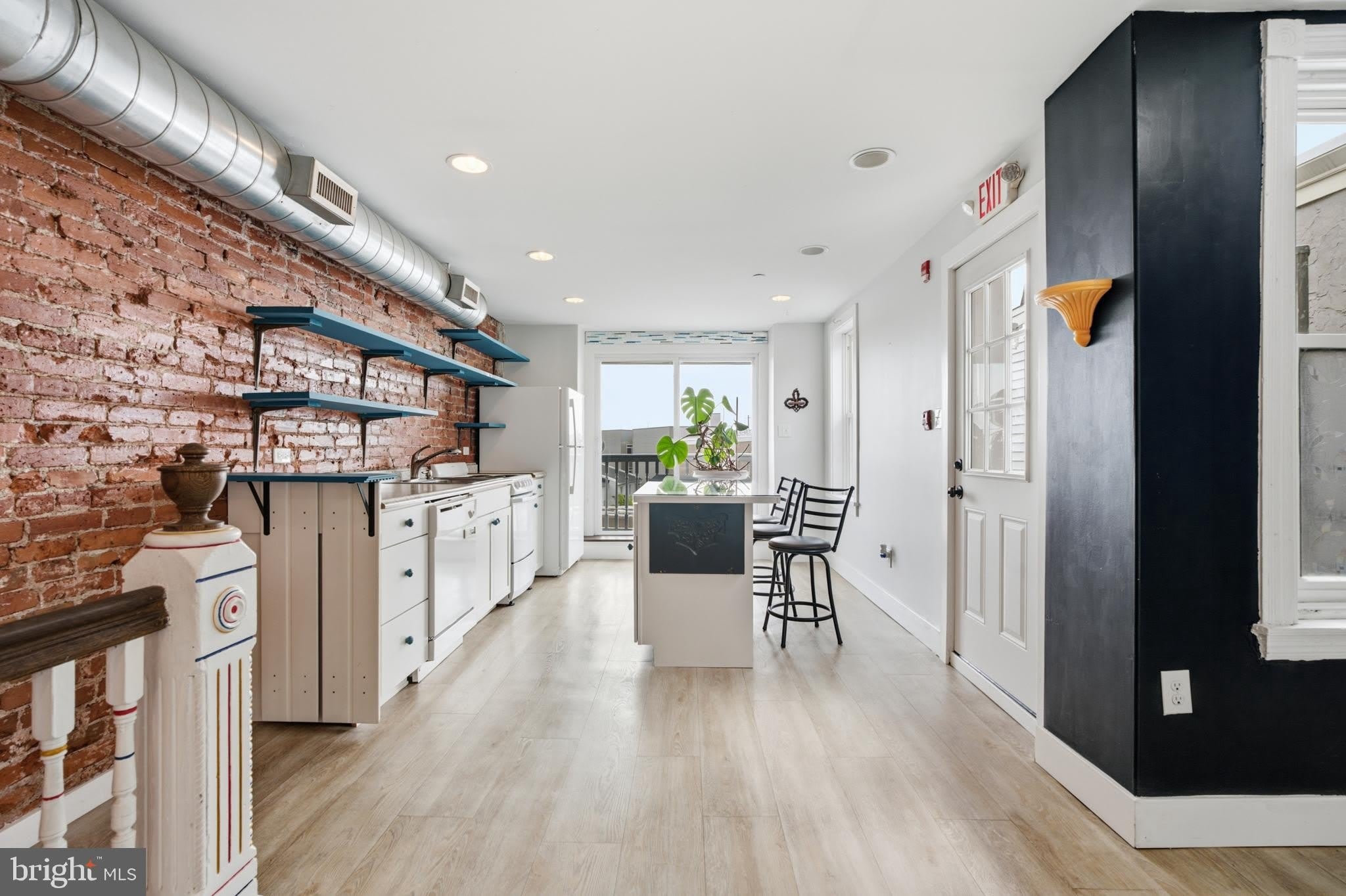 651 N 33Rd Street – photo 1