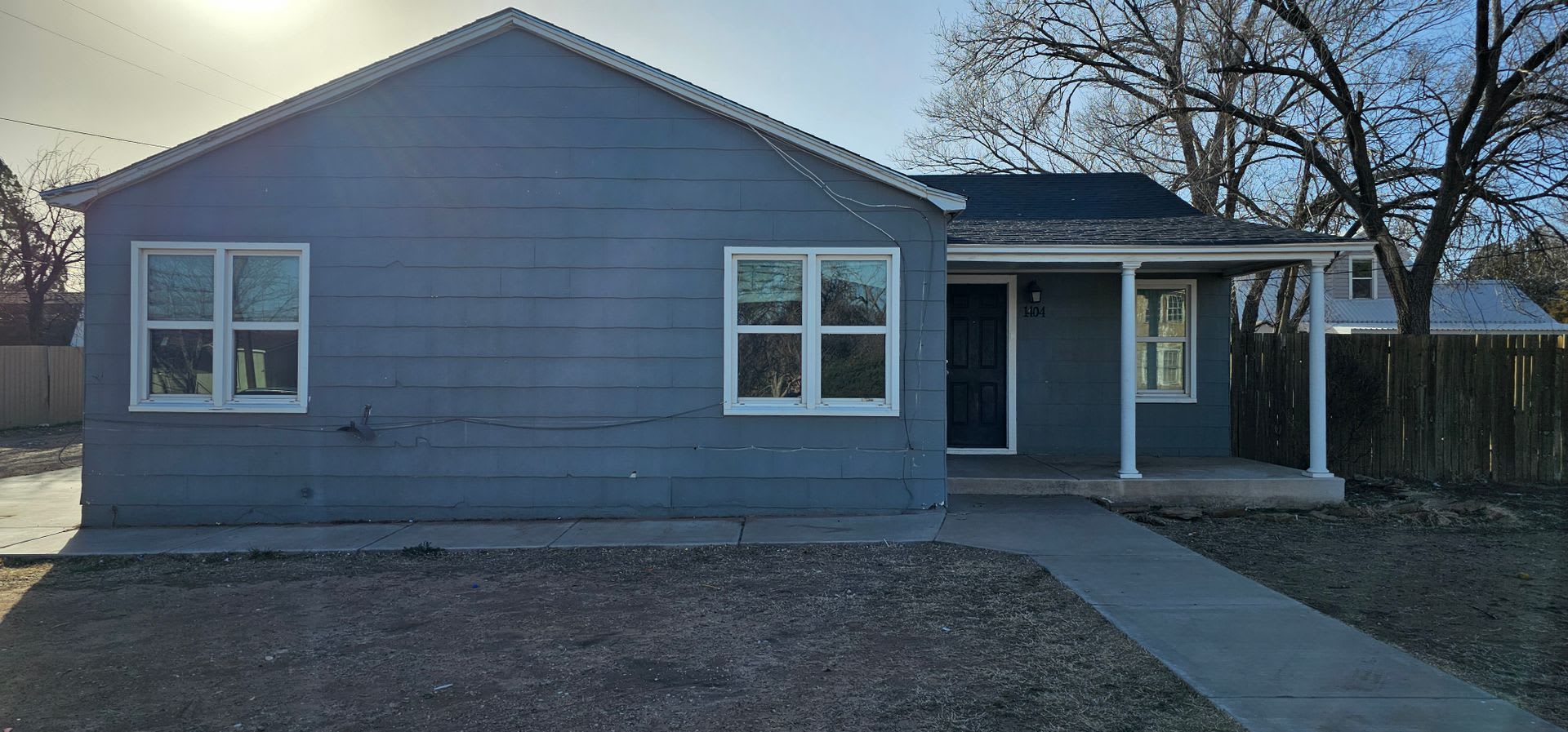 Beautiful 3 Bedroom 1 Bath Home For Rent – photo 1