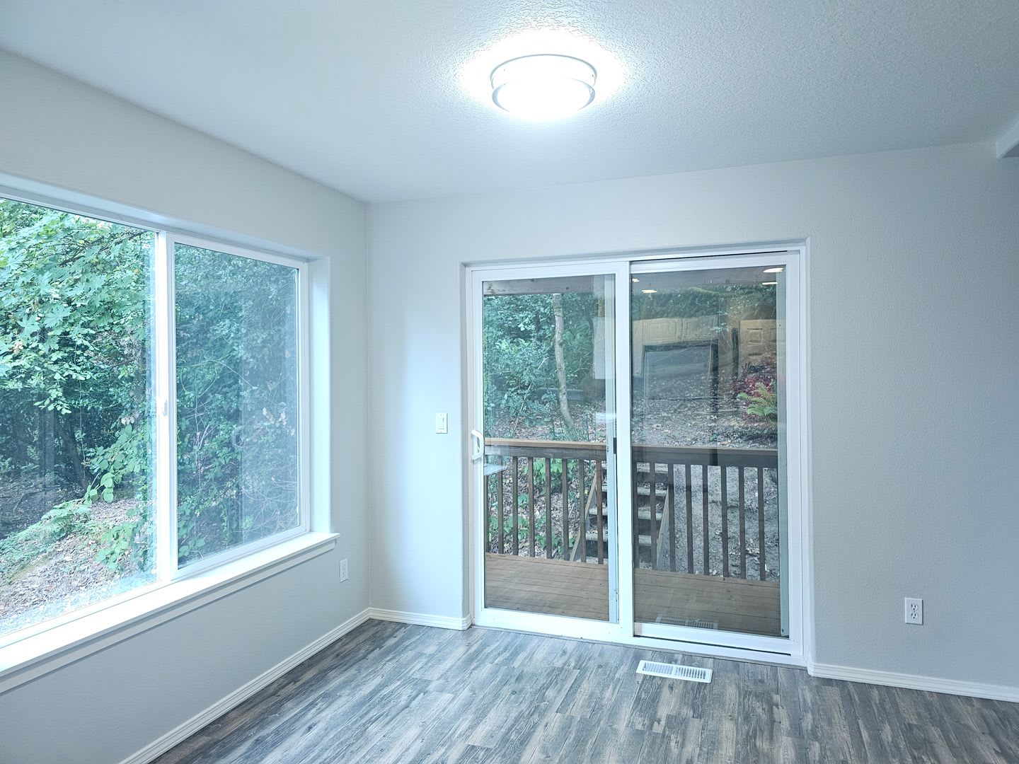 TIGARD TOWNHOUSE – photo 3