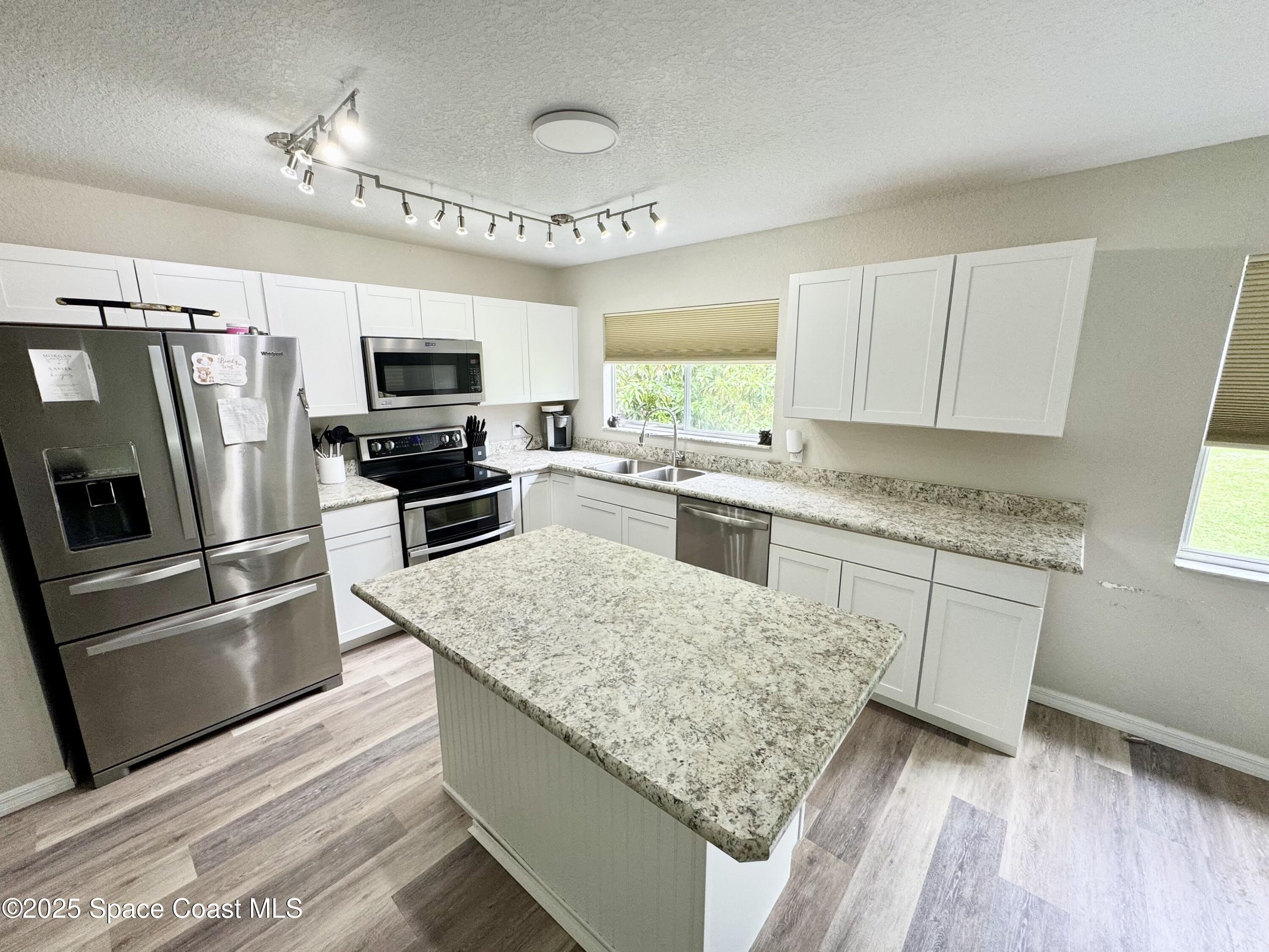 1259 Cambo Court NE – photo 5
