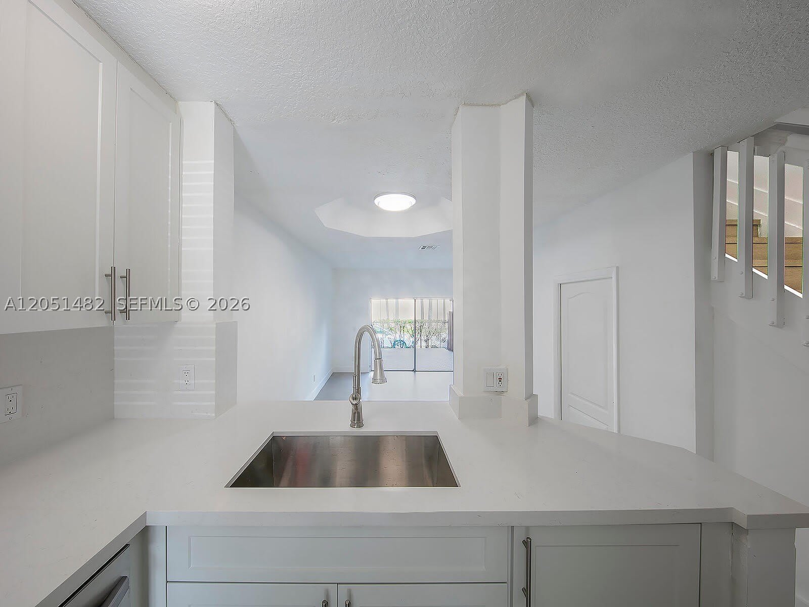 8260 NW 10th St – photo 3