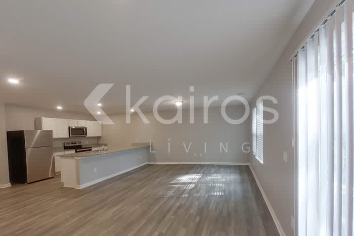2509 Upland Circle Southeast – photo 2