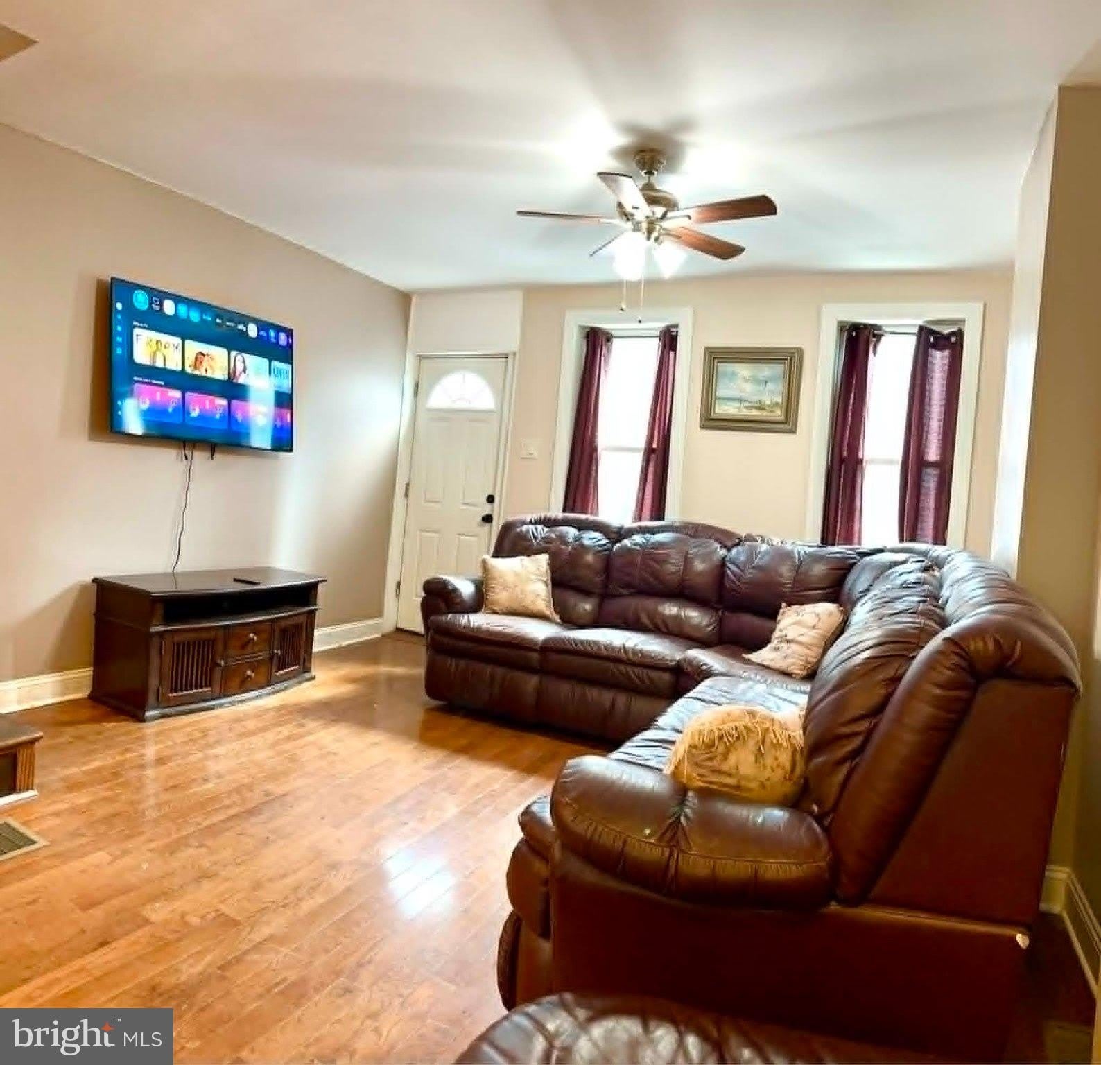 1209 PETERS Street – photo 1