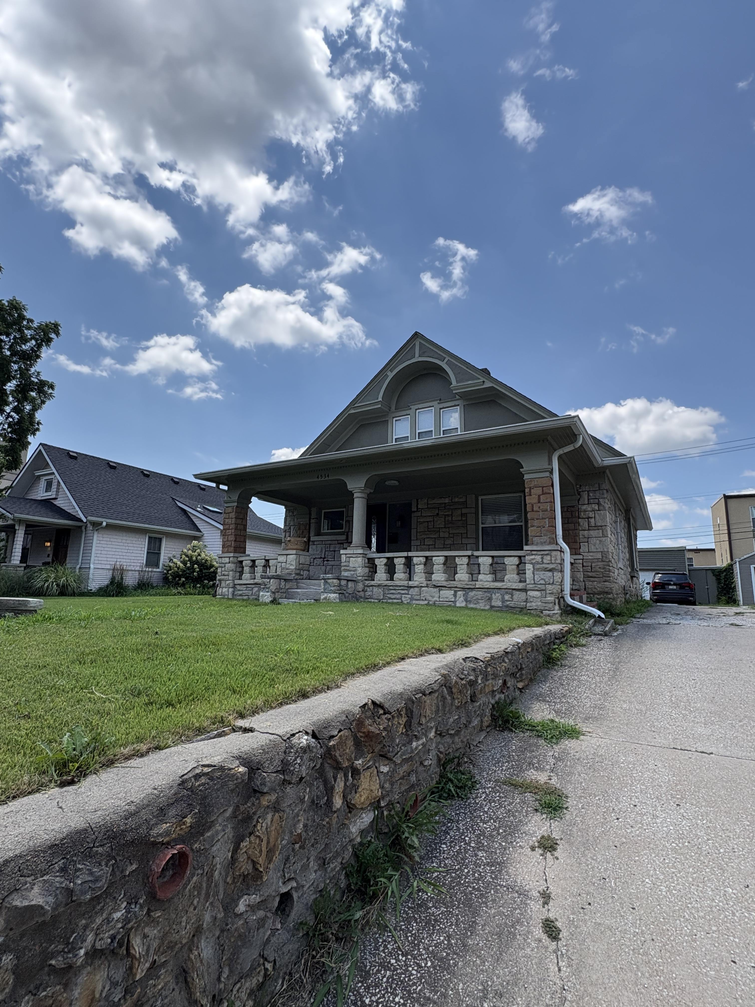 4534 Summit St – photo 3