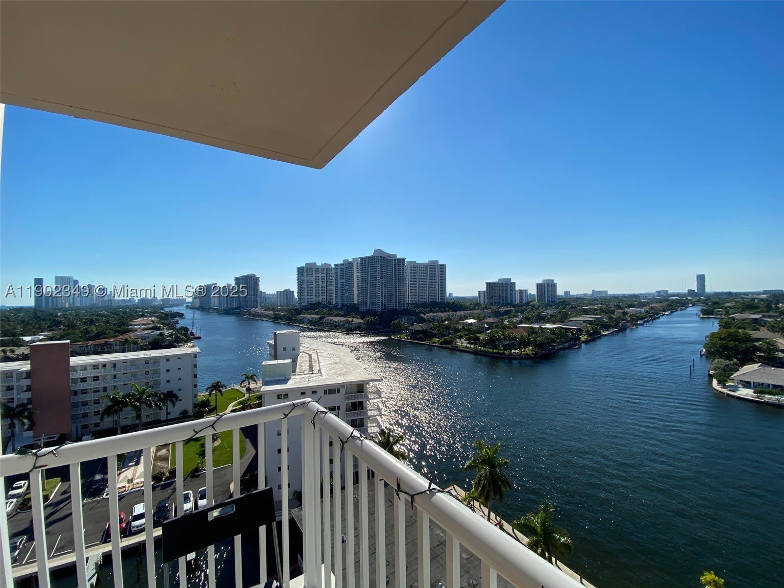 3161 S Ocean Dr – photo 1