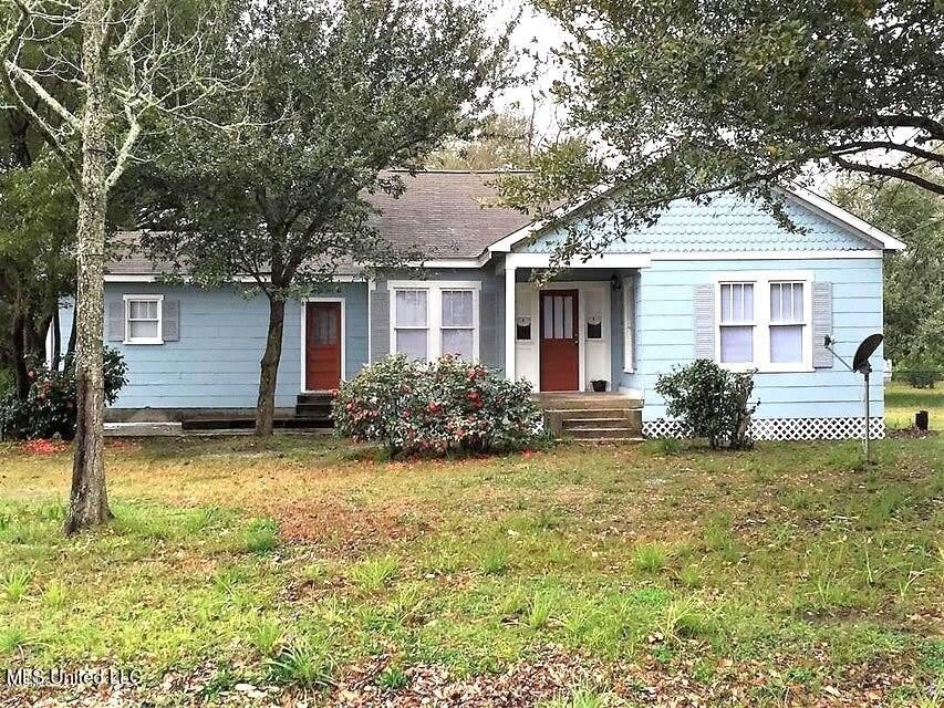 108 N Burke Avenue – photo 1