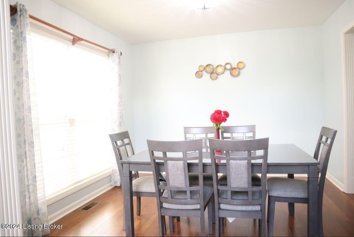 10129 Spring Gate Dr – photo 5