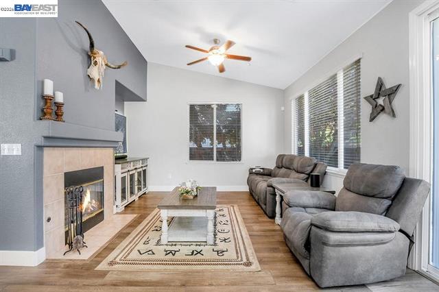 2913 Haddington Ct – photo 5