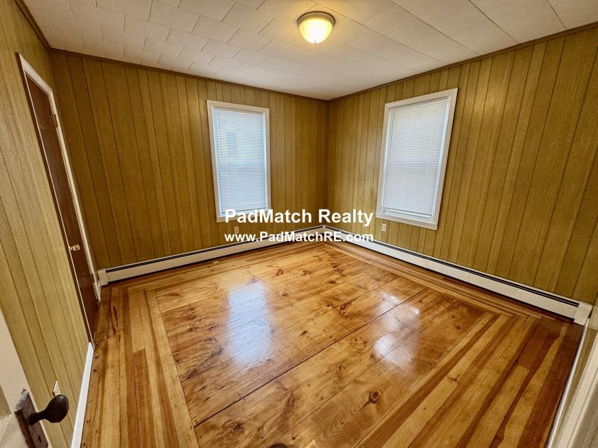 219 Charlton St. – photo 4