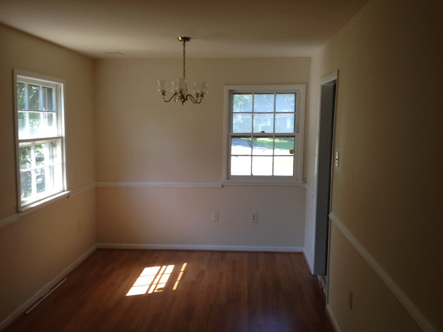 4 Bedroom Townhouse Chesterfield – photo 5