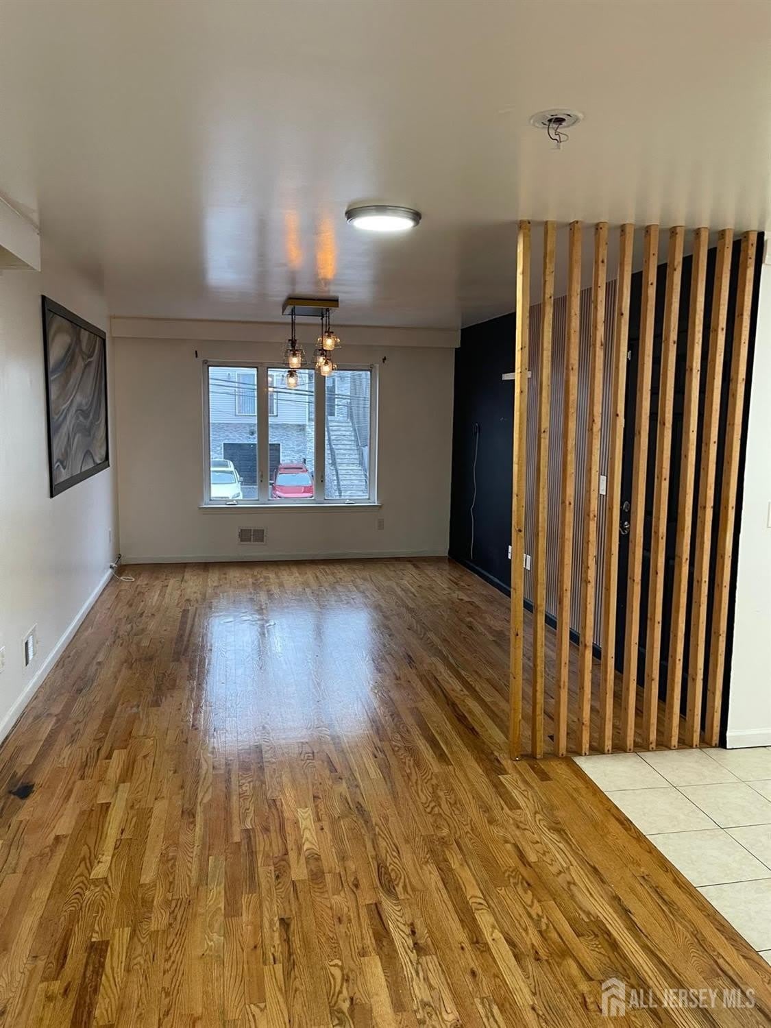 1089 Magnolia Avenue – photo 4
