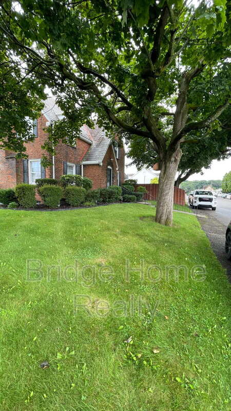 1101 South Main Street – photo 3