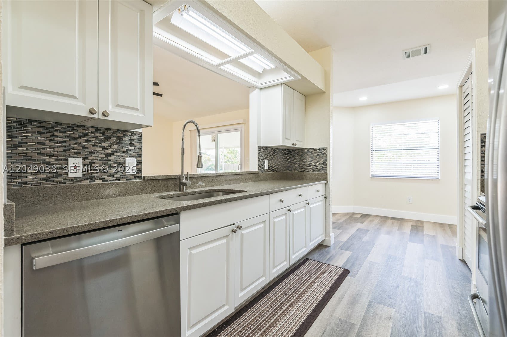 1866 NW Delki Street – photo 2