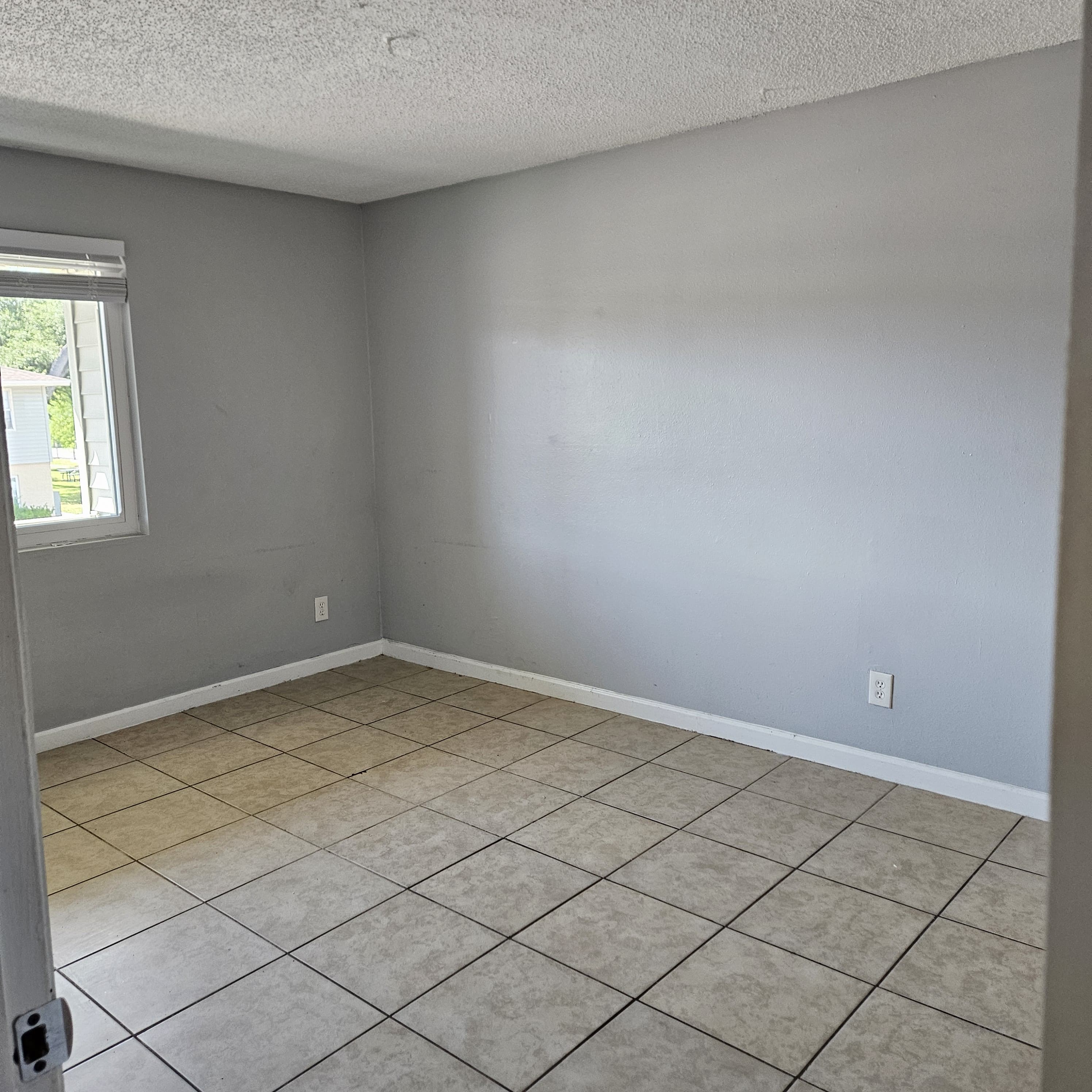 205 Berry Tree Pl
Brandon, FL 33510-4353-1 – photo 4